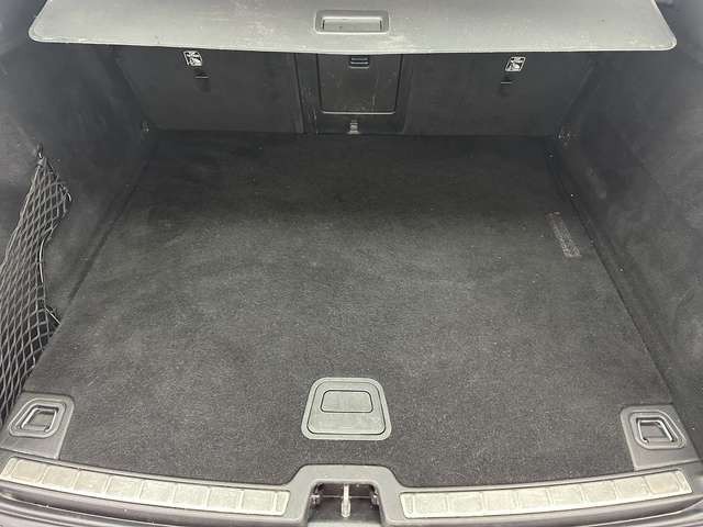 Volvo XC60 Momentum Pro 2WD 