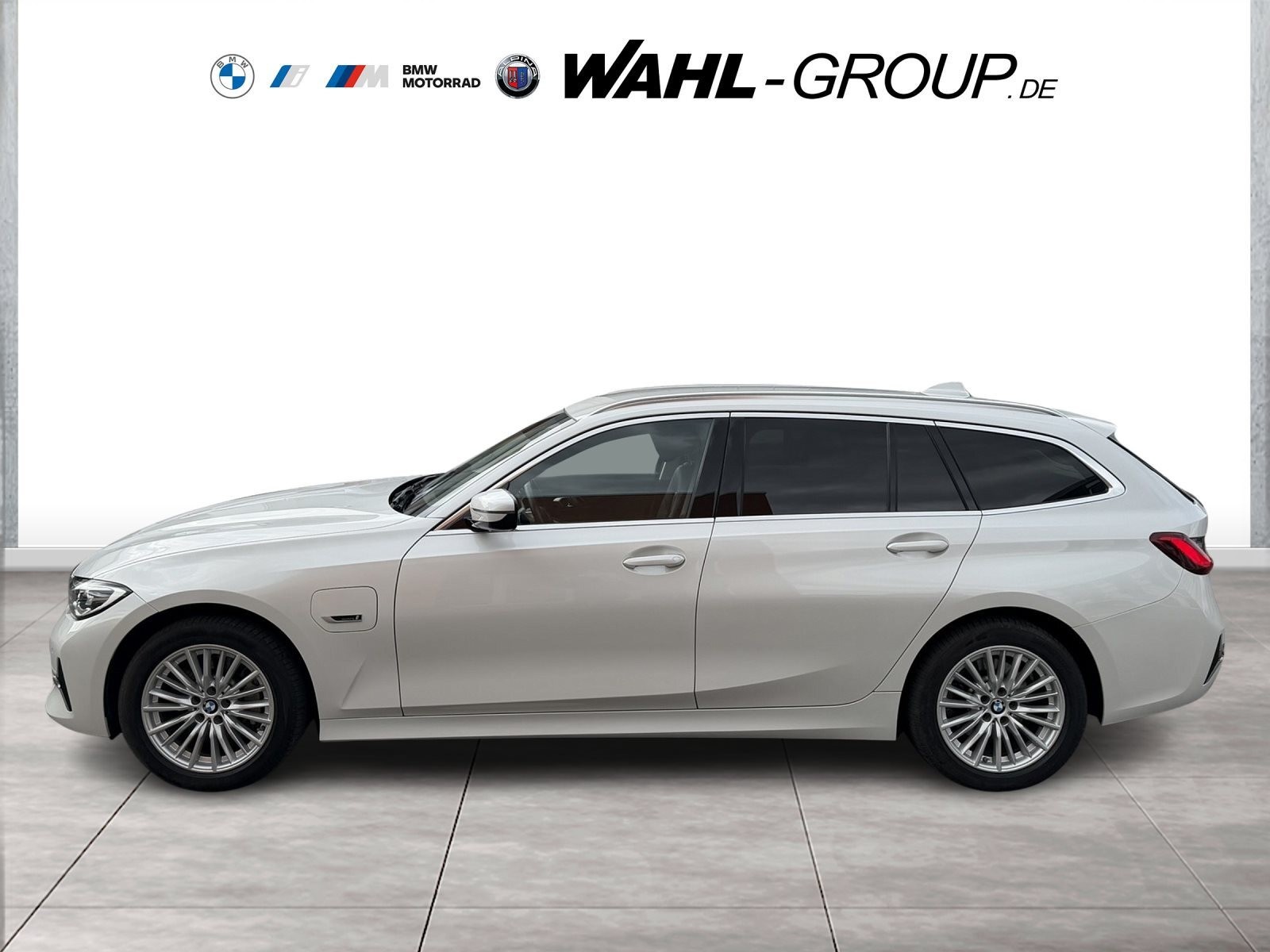 BMW 330 xDrive Touring Luxury HeadUp LED Sport ActiveGuard+