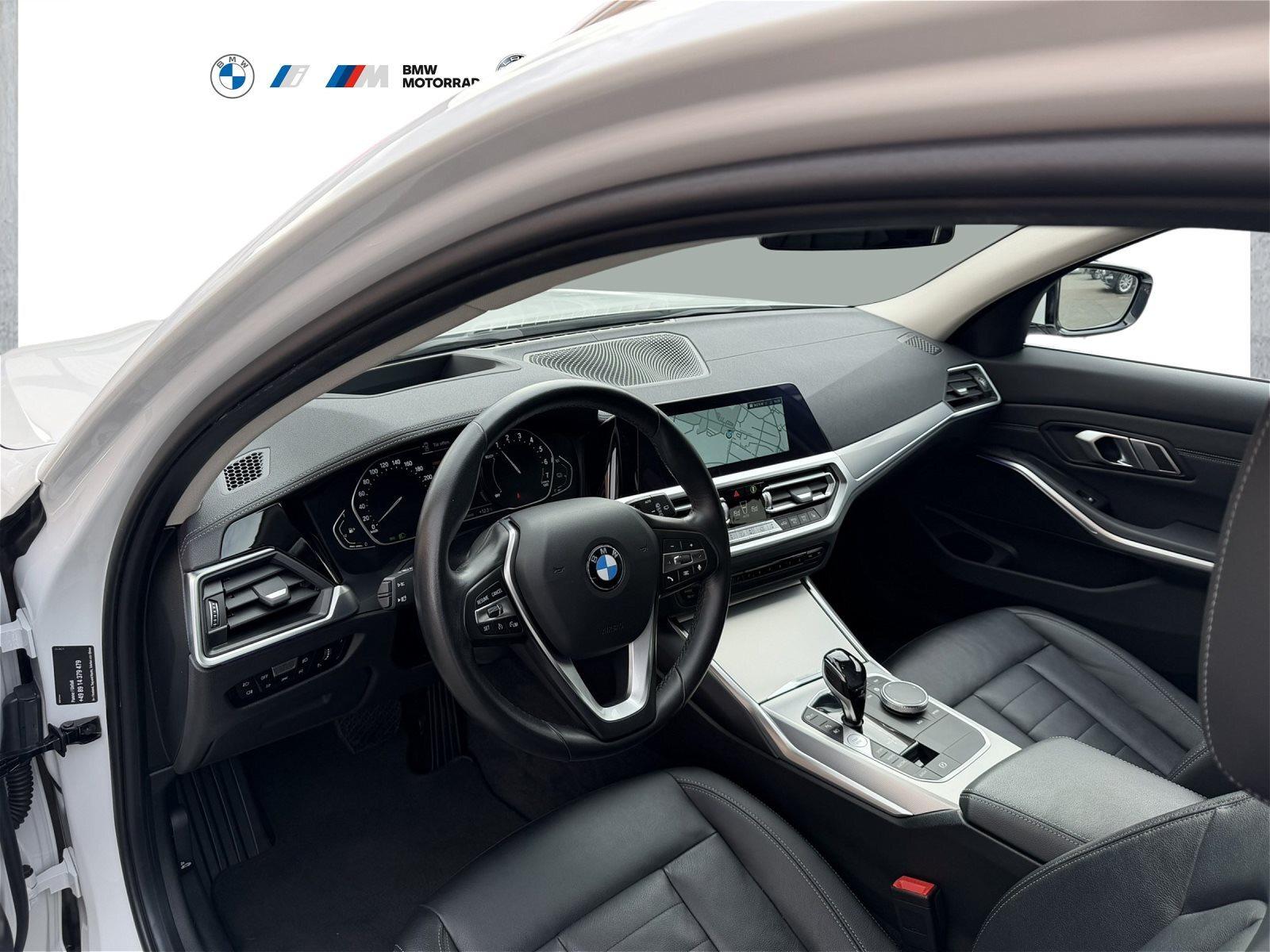 BMW 330 xDrive Touring Luxury HeadUp LED Sport ActiveGuard+
