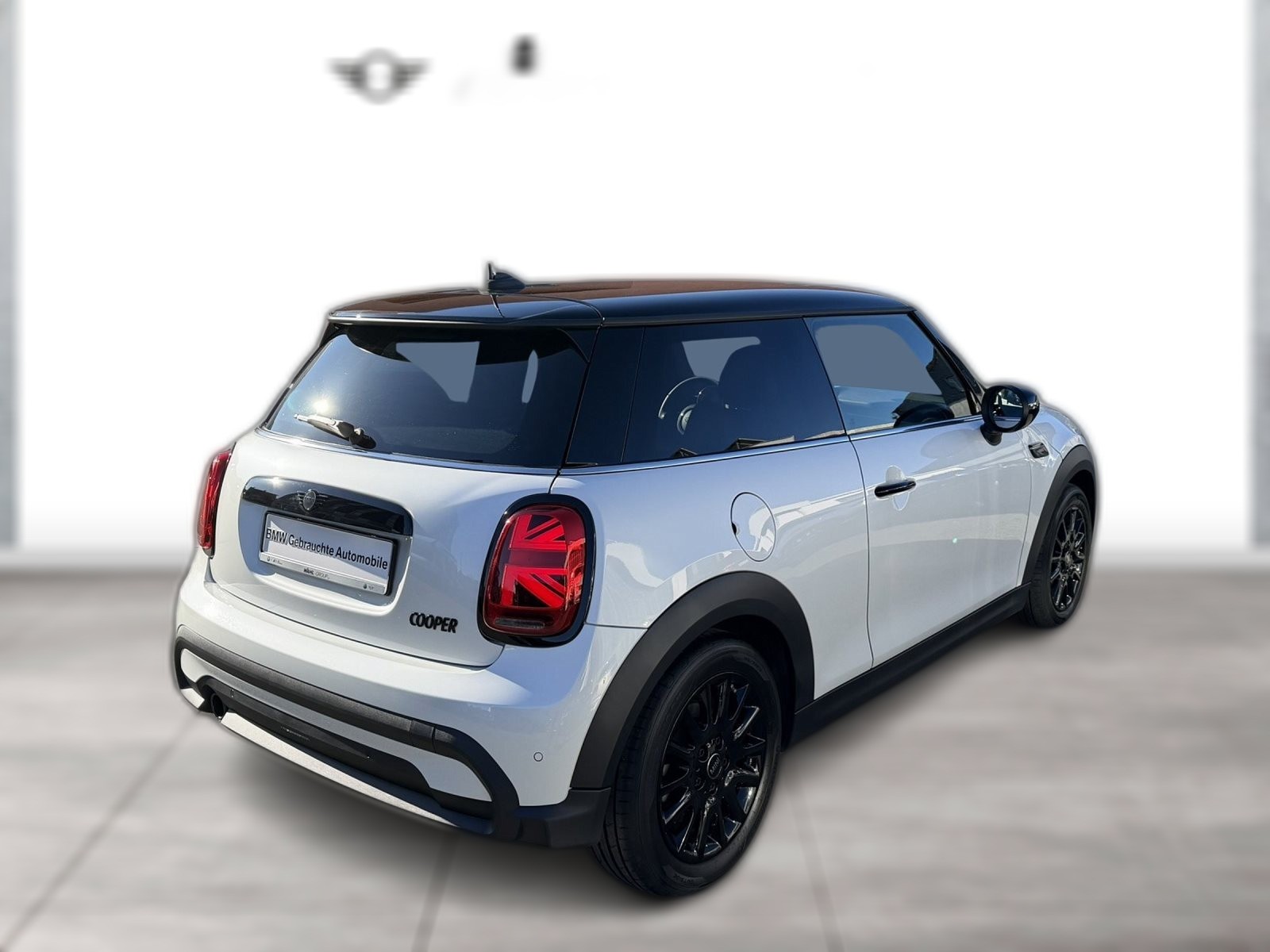 MINI Cooper Classic Trim Sport LED DrivingAss Sport