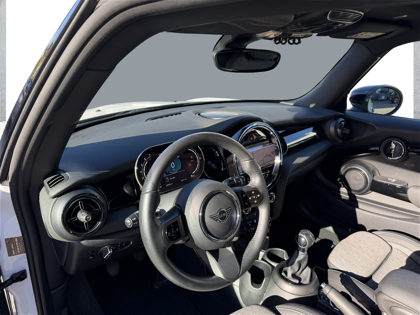 MINI Cooper Classic Trim Sport LED DrivingAss Sport