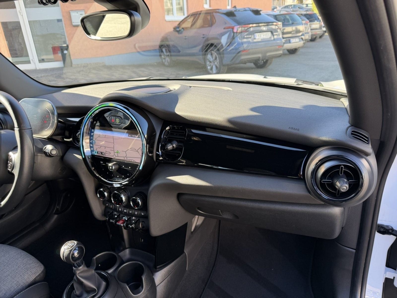 MINI Cooper Classic Trim Sport LED DrivingAss Sport