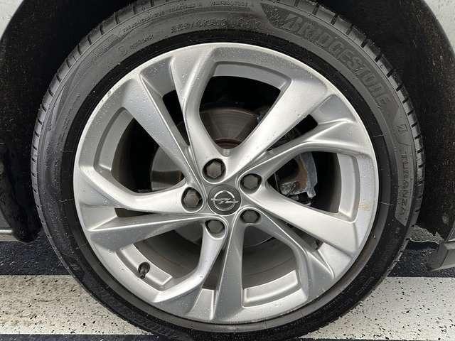 Opel Astra Dynamic 