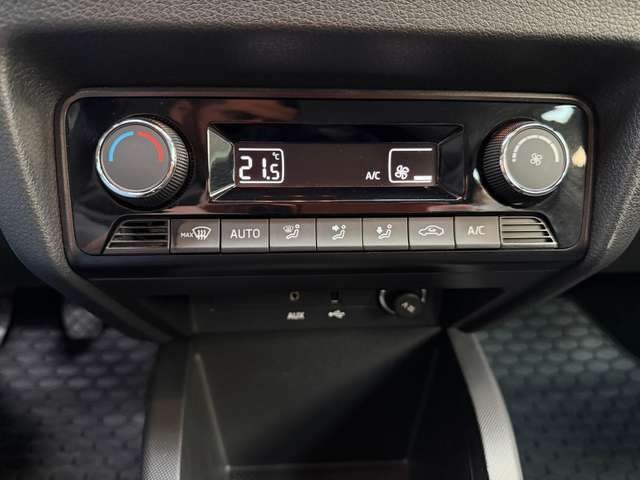 Skoda Fabia Style 1.0 TSI Metallic|KLIMA|SHZG|TEMP|PDC|