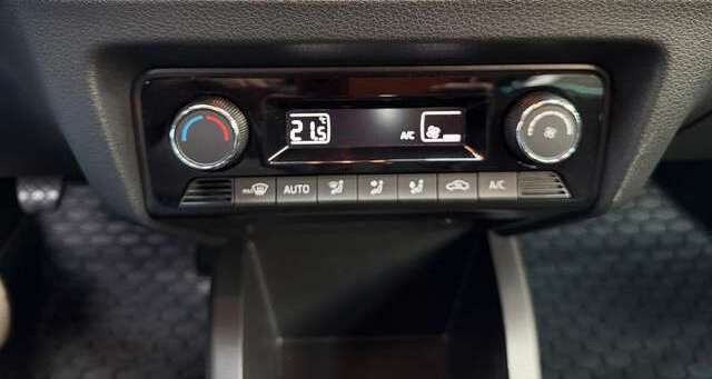 Skoda Fabia Style 1.0 TSI Metallic|KLIMA|SHZG|TEMP|PDC|
