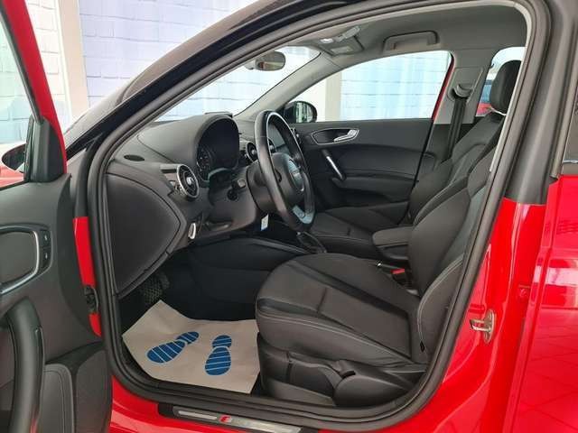 Audi A1 sport, S-line, Navi, LMF, PDC, Xenon, Scheckheft