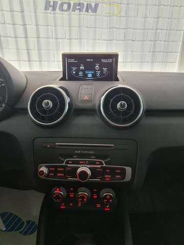 Audi A1 sport, S-line, Navi, LMF, PDC, Xenon, Scheckheft