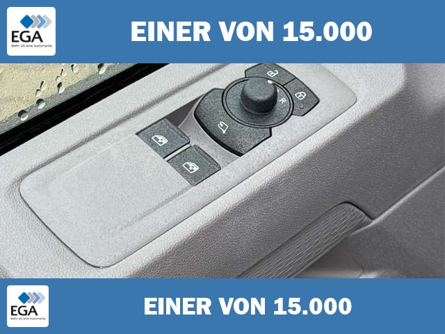 Volkswagen T7 Caravelle LR+9 Sitze+AHK+KLIMAAUT.+KAMERA+PDC+LED 2.0 TDI...