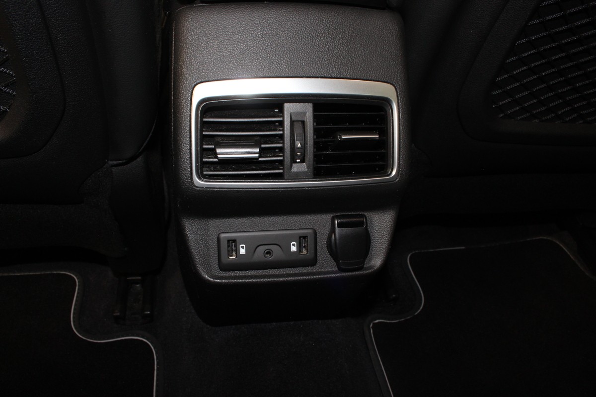 Renault Koleos Intens 4WD NAVI Kamera LED AHK