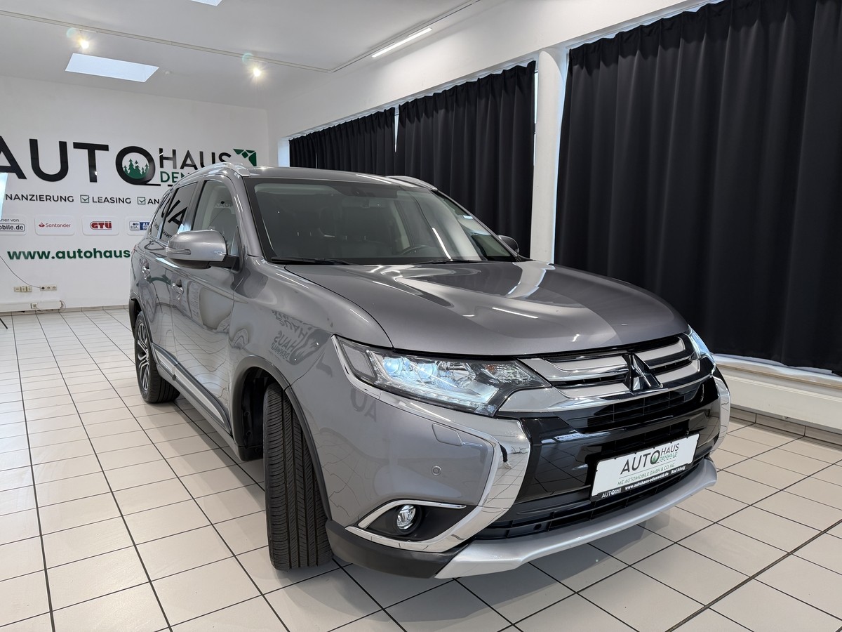 Mitsubishi Outlander 2.2 DI-D Top 4WD*7Sitzer*AHK*