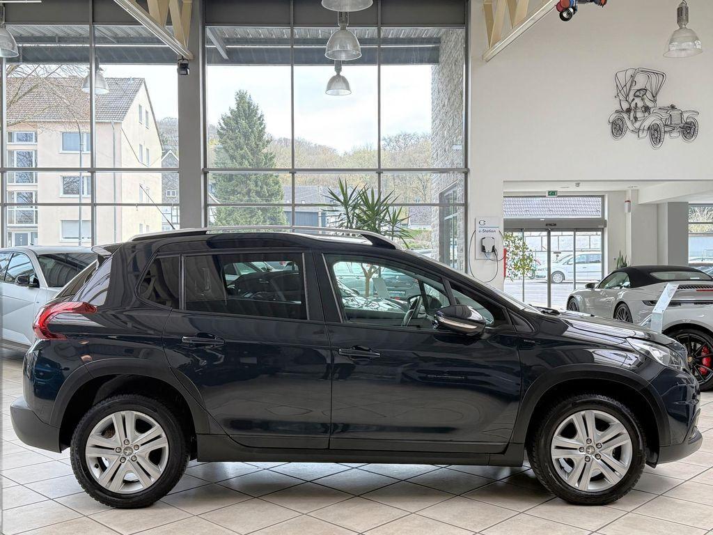 Peugeot 2008 1.2 PureTech110 Signature KLIMA*TPM*PDC*ALW