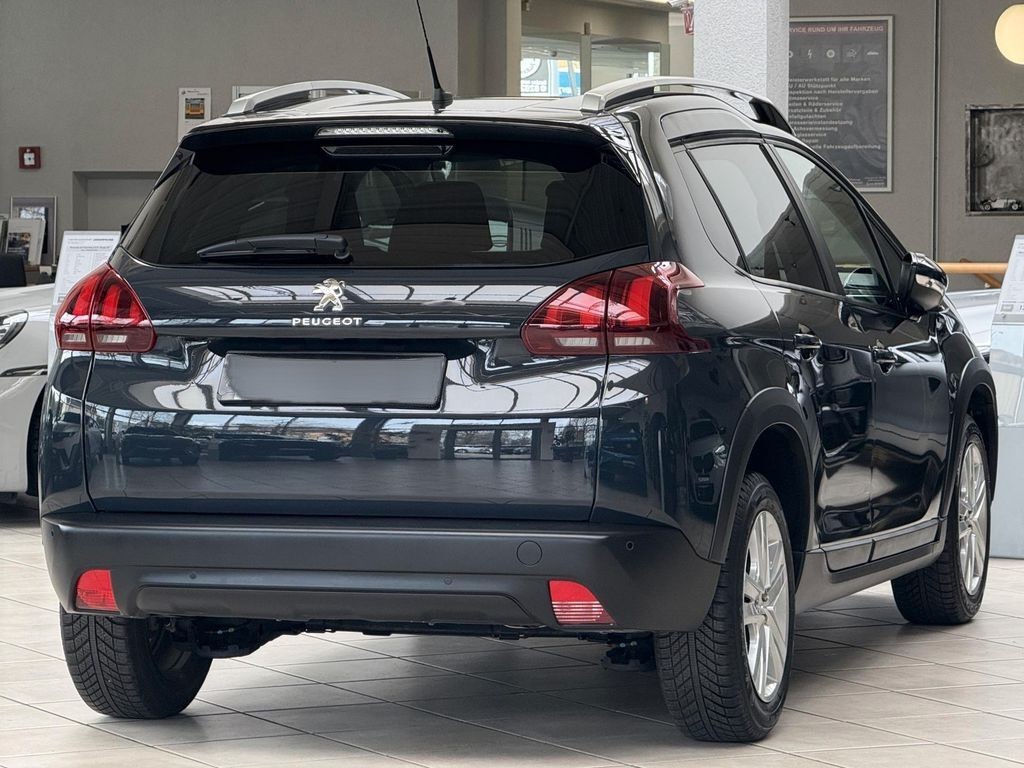 Peugeot 2008 1.2 PureTech110 Signature KLIMA*TPM*PDC*ALW