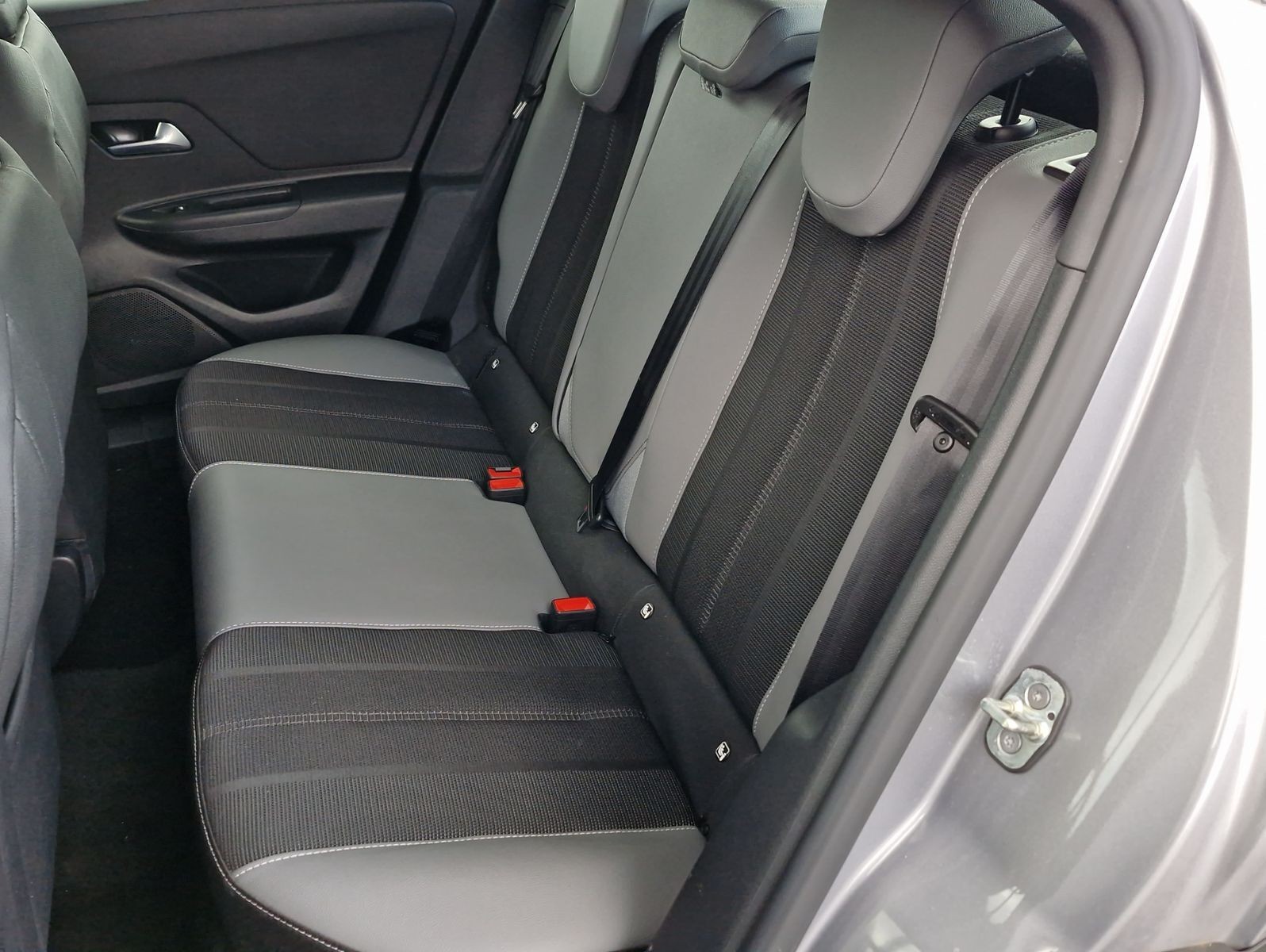 Opel Mokka 1.2 Turbo Elegance Navi LED Kamera SHZ Key