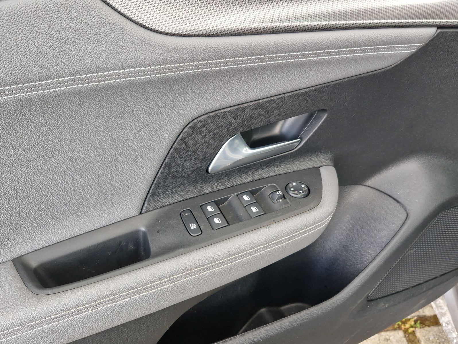 Opel Mokka 1.2 Turbo Elegance Navi LED Kamera SHZ Key