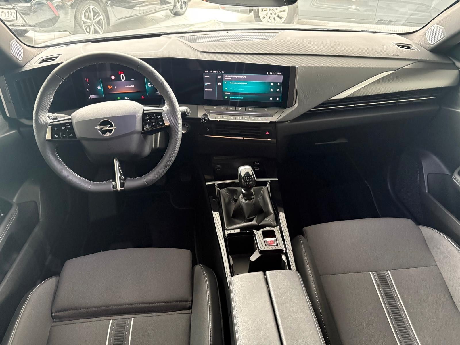 Opel Astra L Sports Tourer GS