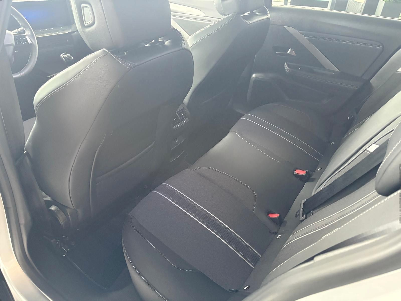 Opel Astra L Sports Tourer GS