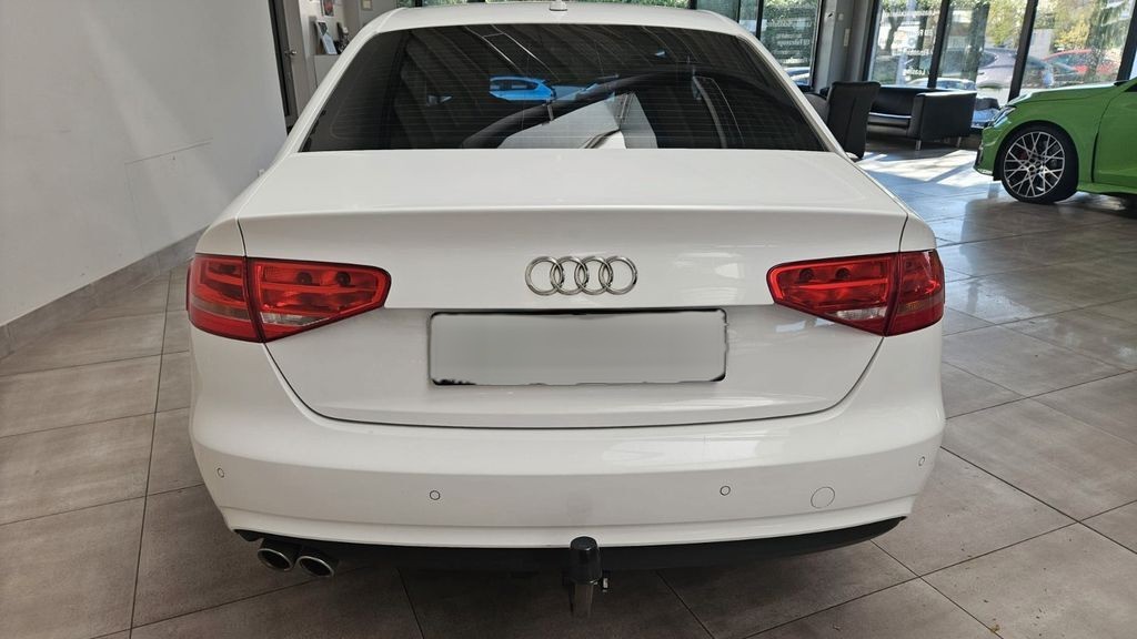 Audi A4 Lim. Attraction Navi Klimaautom. AHK