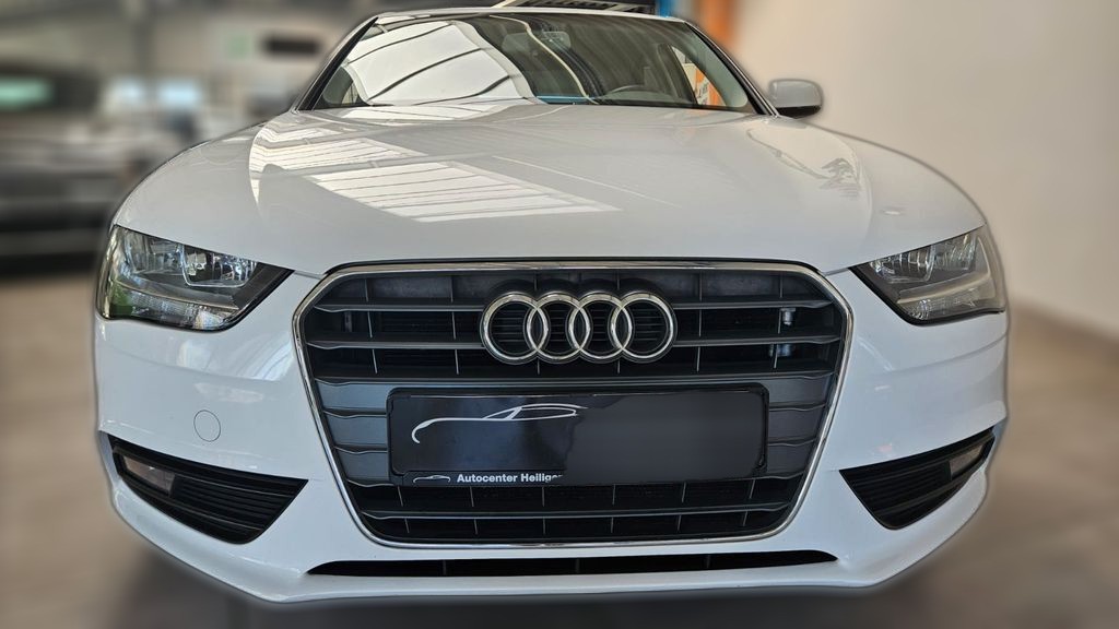 Audi A4 Lim. Attraction Navi Klimaautom. AHK