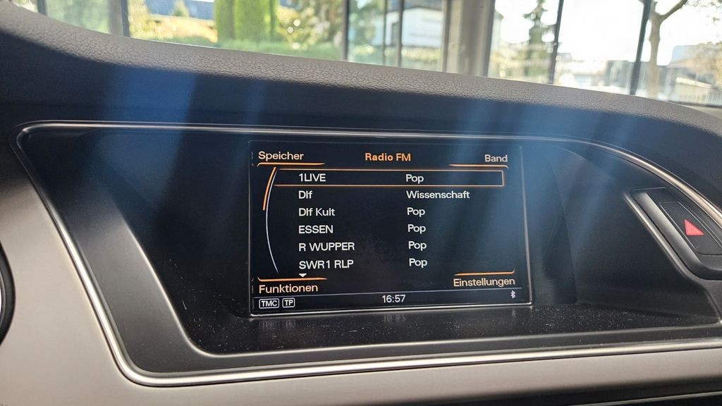 Audi A4 Lim. Attraction Navi Klimaautom. AHK
