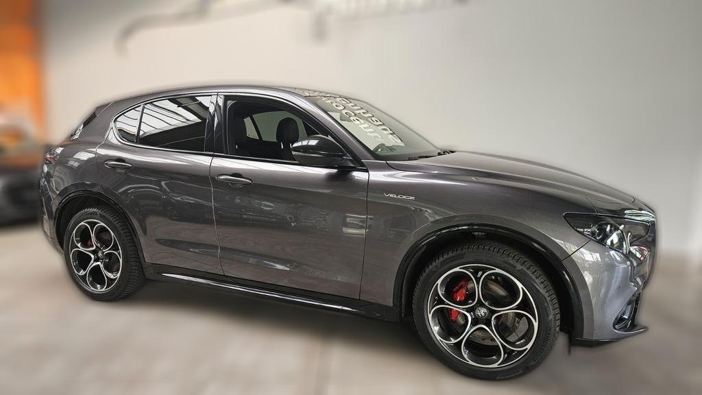 Alfa Romeo Stelvio Veloce Q4 ACC Matrix Leder Kamera Navi