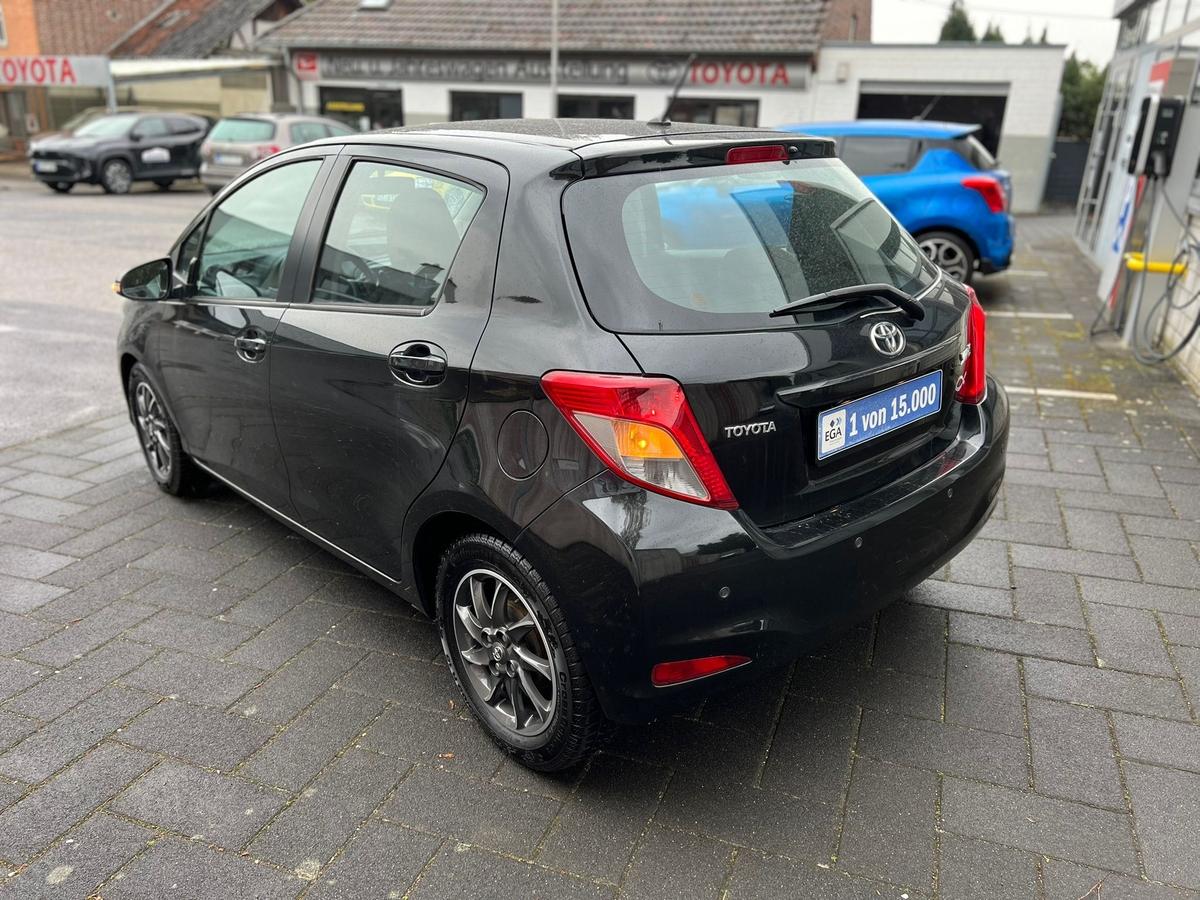 Toyota Yaris 1.33 Dual-VVTi Life - Klima -  PDC h. - R.Kamera