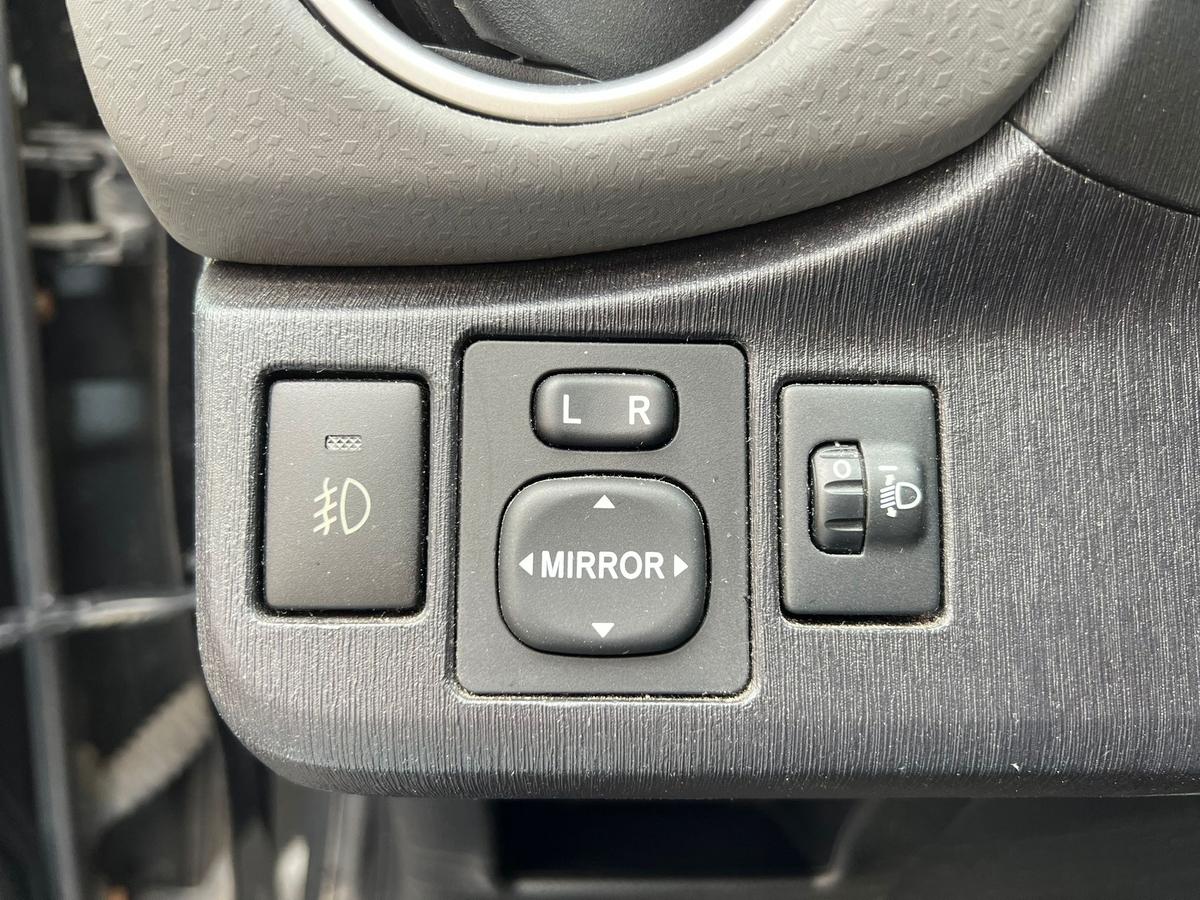 Toyota Yaris 1.33 Dual-VVTi Life - Klima -  PDC h. - R.Kamera