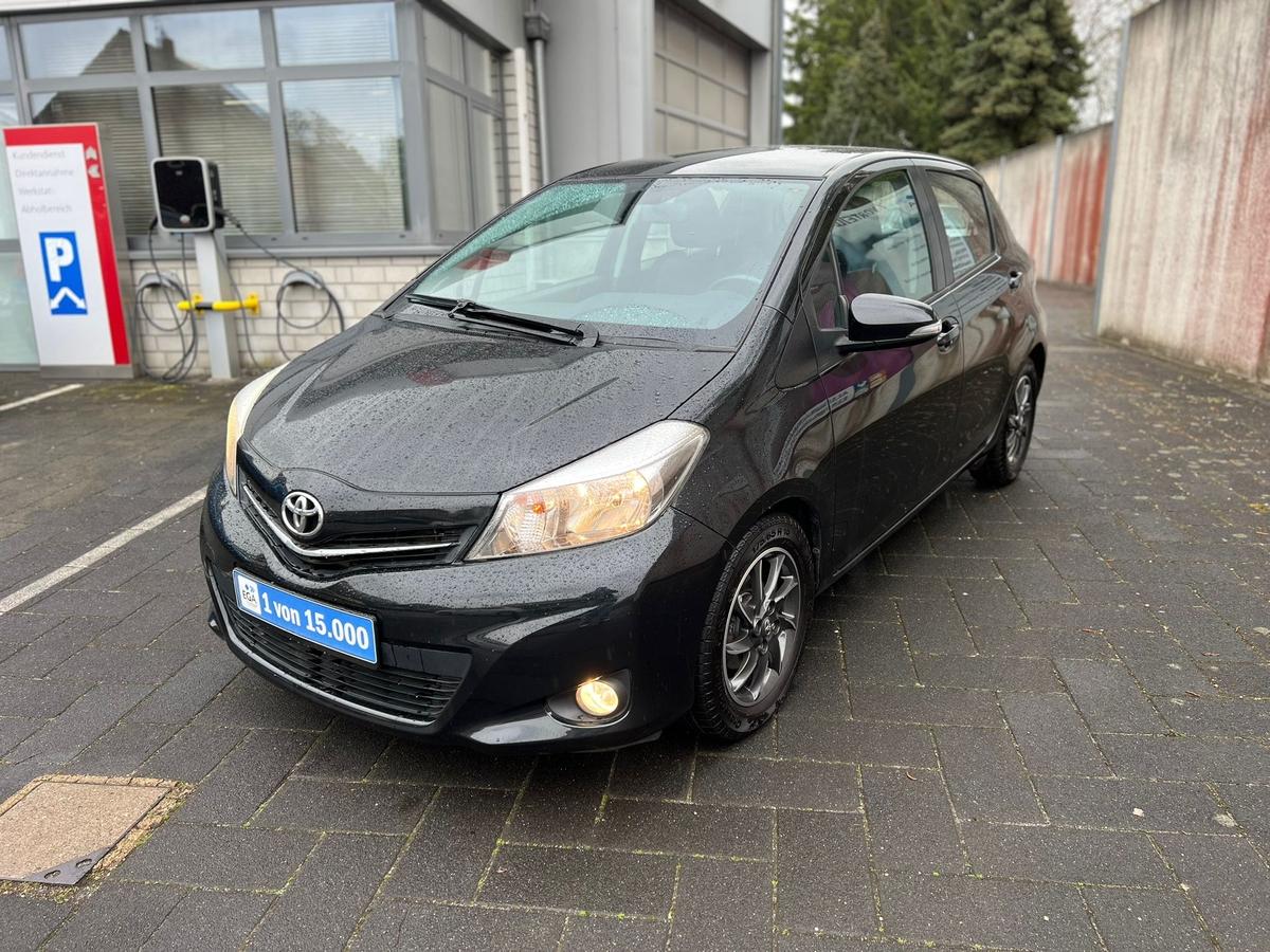 Toyota Yaris 1.33 Dual-VVTi Life - Klima -  PDC h. - R.Kamera