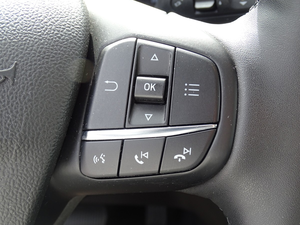 Ford Focus 1.5 EcoBlue Turnier Titanium Automatik