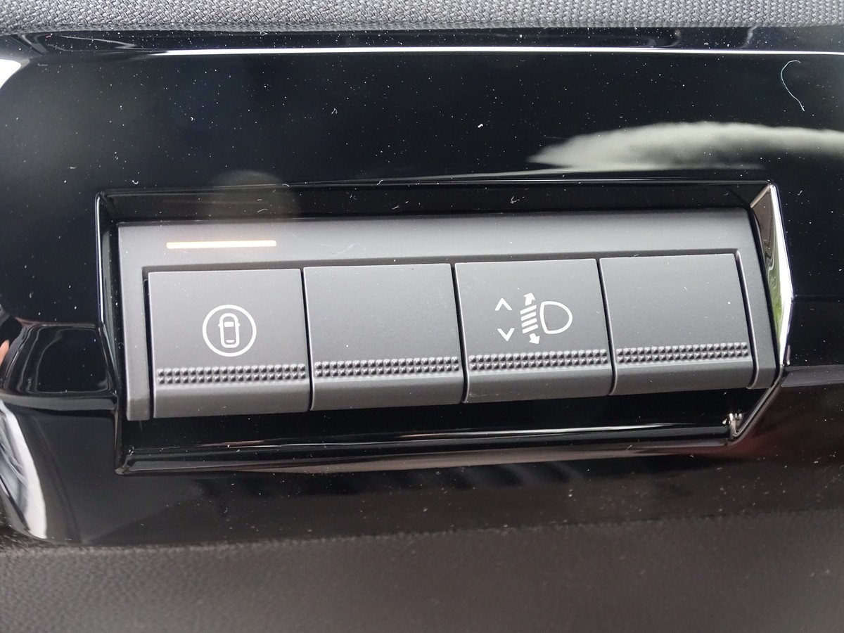 Nissan Micra Advance 52 kWh Winterpaket Kamera 