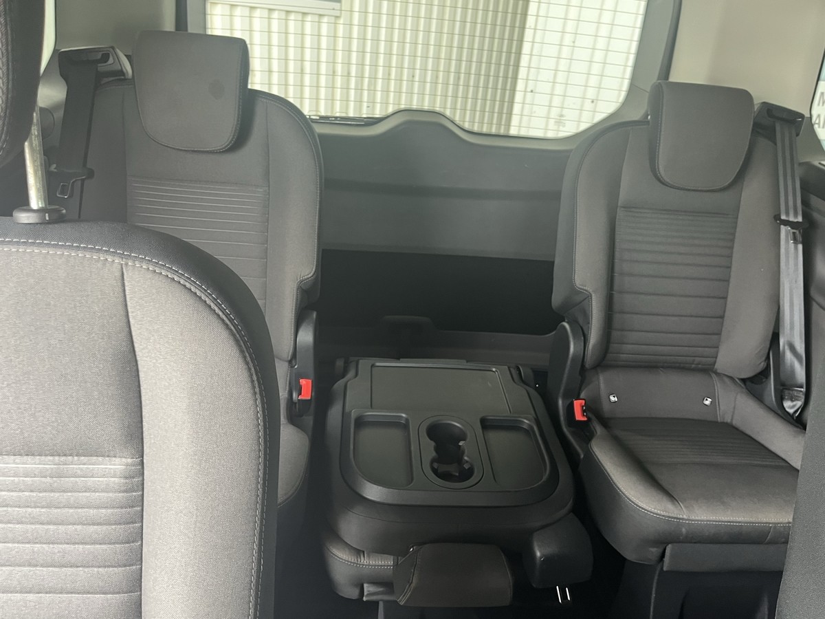 Ford Tourneo Custom 2.0 TDCi 320 L1 TITANIUM AUTOM.KLIMA  NAVI 