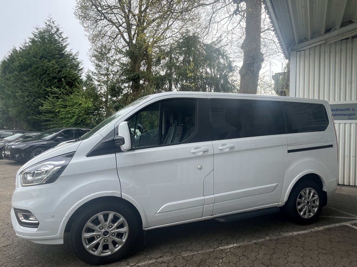 Ford Tourneo Custom 2.0 TDCi 320 L1 TITANIUM AUTOM.KLIMA  NAVI 