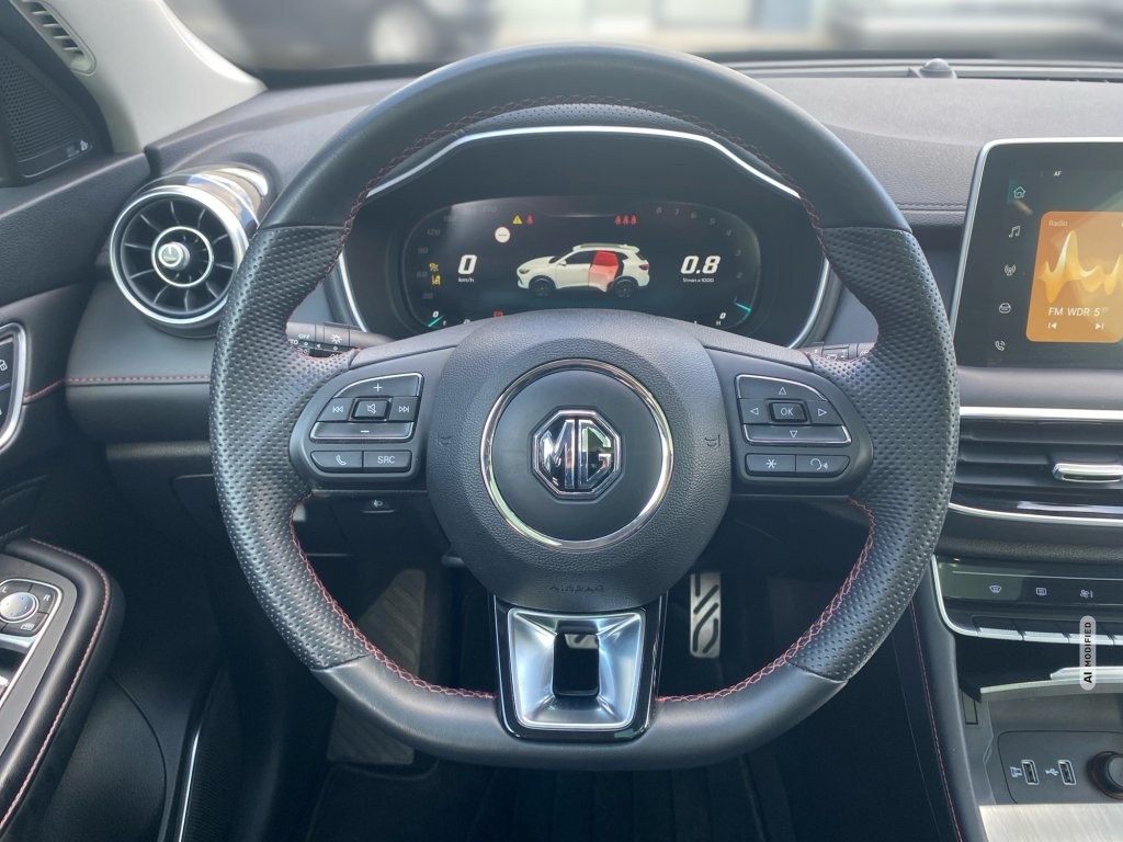 MG HS Luxury Automatik