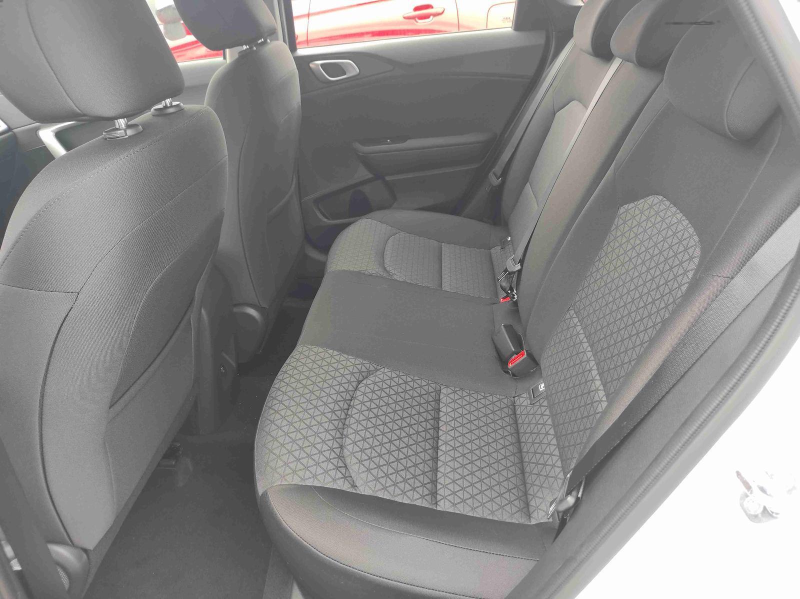 Kia cee'd / Ceed 1.5 T-GDI AT Kamera*Sitzheizung*APP*Navi