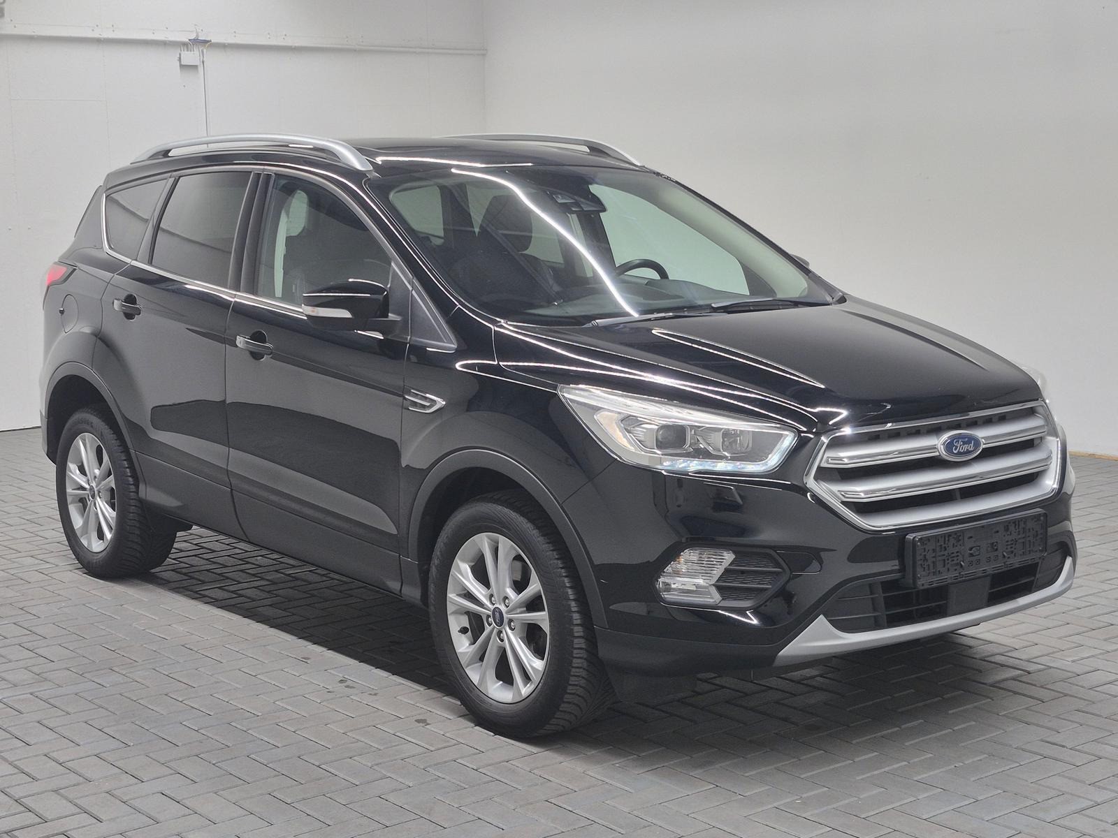 Ford Kuga Titanium Bi-Xenon/Navi/Pano/ACC/SHZ/Kam/DAB