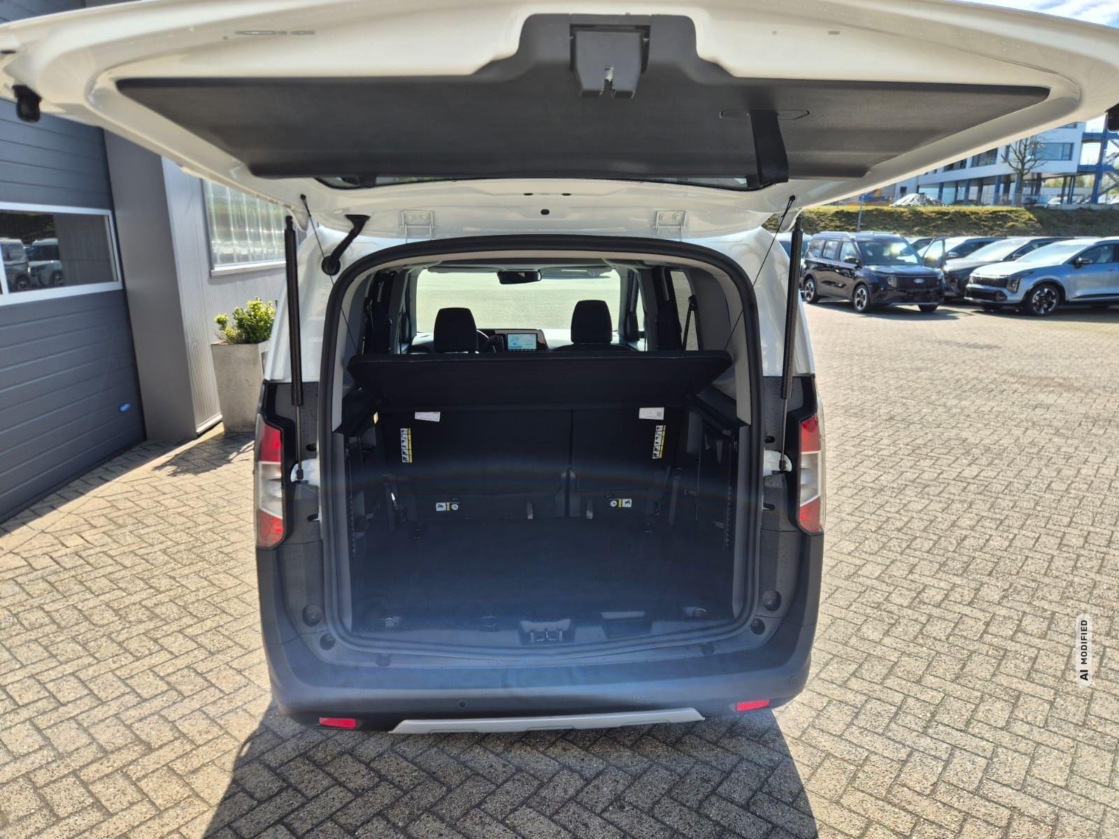 Ford Tourneo Courier 1.0 EcoBoost 125PS Active Teil-Leder Sitzheizung Lenkradheizung 