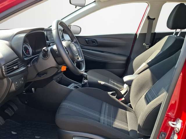 Hyundai i20 Pue 1.2 KLIMA / PDC / ALU-16-ZOLL / METALLIC