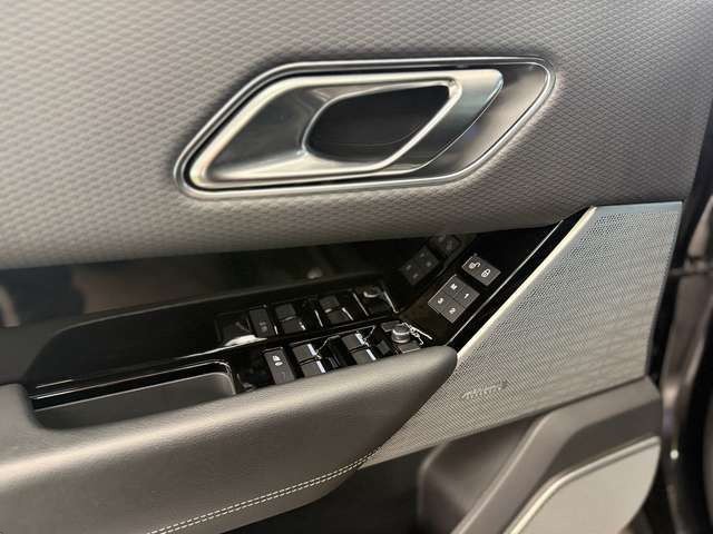 Land Rover Range Rover Velar 5 J. Garantie PANO LHZ LEDER