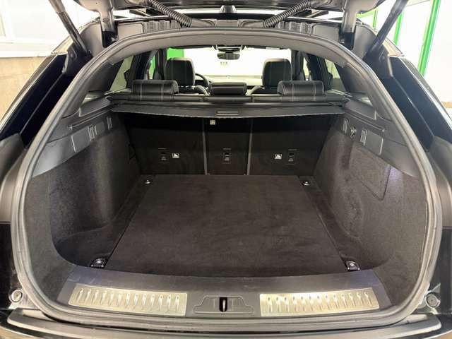Land Rover Range Rover Velar 5 J. Garantie PANO LHZ LEDER