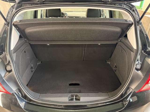 Opel Corsa Active ecoFlex Automatik SHZ LHZ PDC NAVI