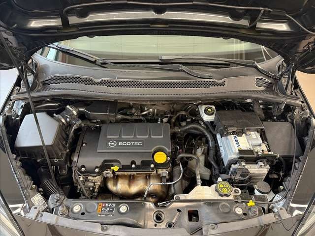 Opel Corsa Active ecoFlex Automatik SHZ LHZ PDC NAVI