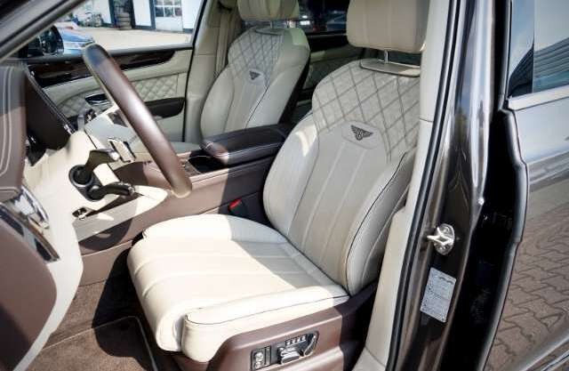 Bentley Bentayga Mulliner First Edition 22°Naim Airmatic Panora...