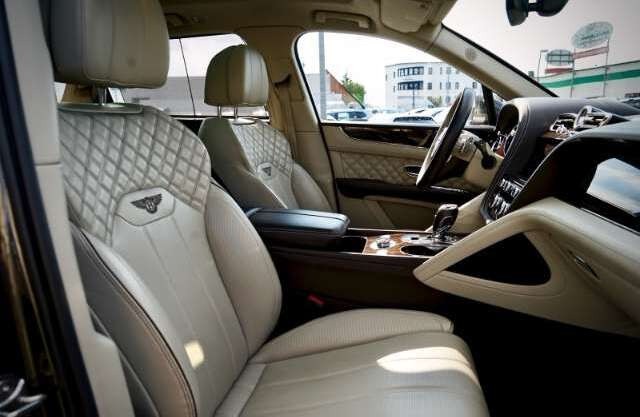 Bentley Bentayga Mulliner First Edition 22°Naim Airmatic Panora...