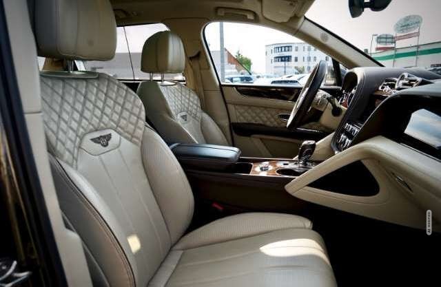 Bentley Bentayga Mulliner First Edition 22°Naim Airmatic Panora...