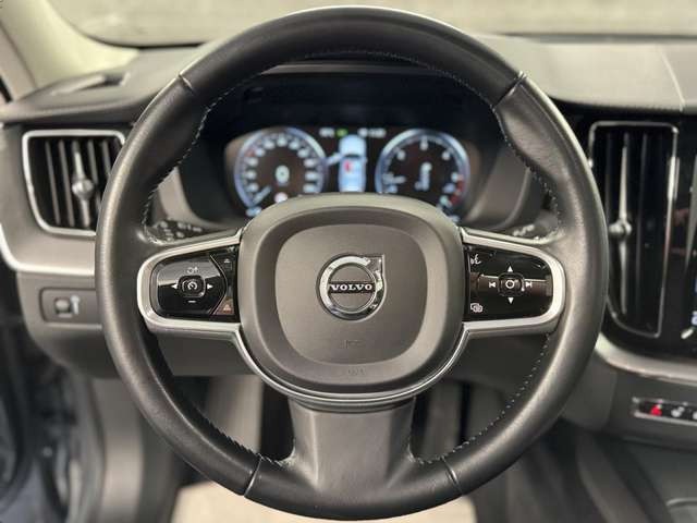 Volvo XC60 Inscription AWD Navi*LED*Tempo*Kamera*AHK Klima
