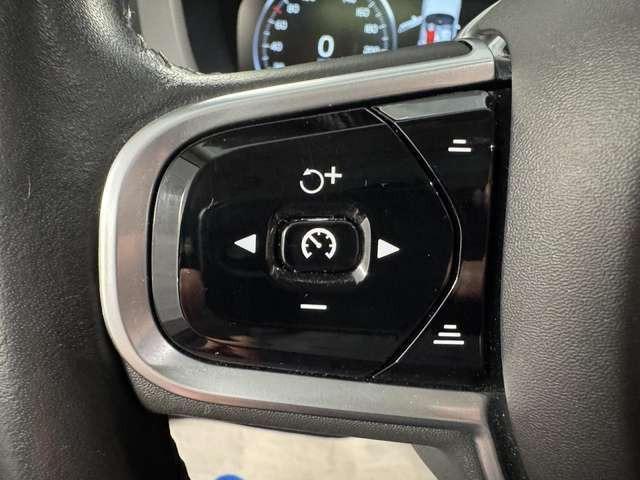 Volvo XC60 Inscription AWD Navi*LED*Tempo*Kamera*AHK Klima