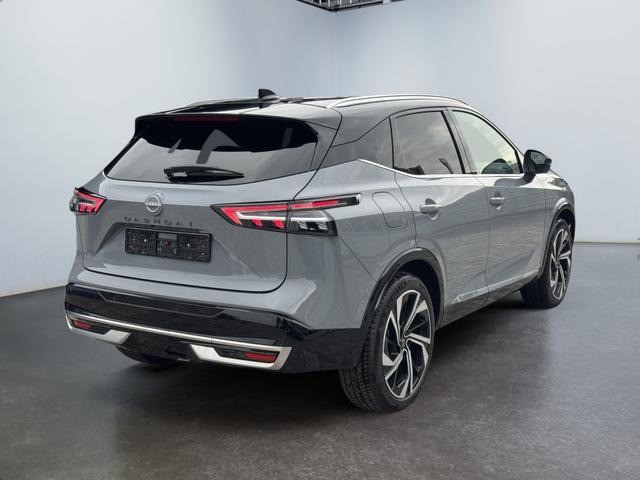 Nissan Qashqai Tekna+ 1,3 DIG 4x4 20 Zoll Panorama H...