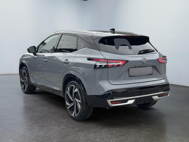 Nissan Qashqai Tekna+ 1,3 DIG 4x4 20 Zoll Panorama H...