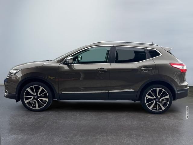 Nissan Qashqai 1.6 dCi CVT Tekna + Bose Panoramadach...