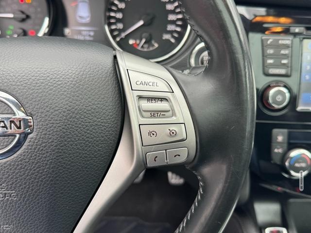Nissan Qashqai 1.6 dCi CVT Tekna + Bose Panoramadach...