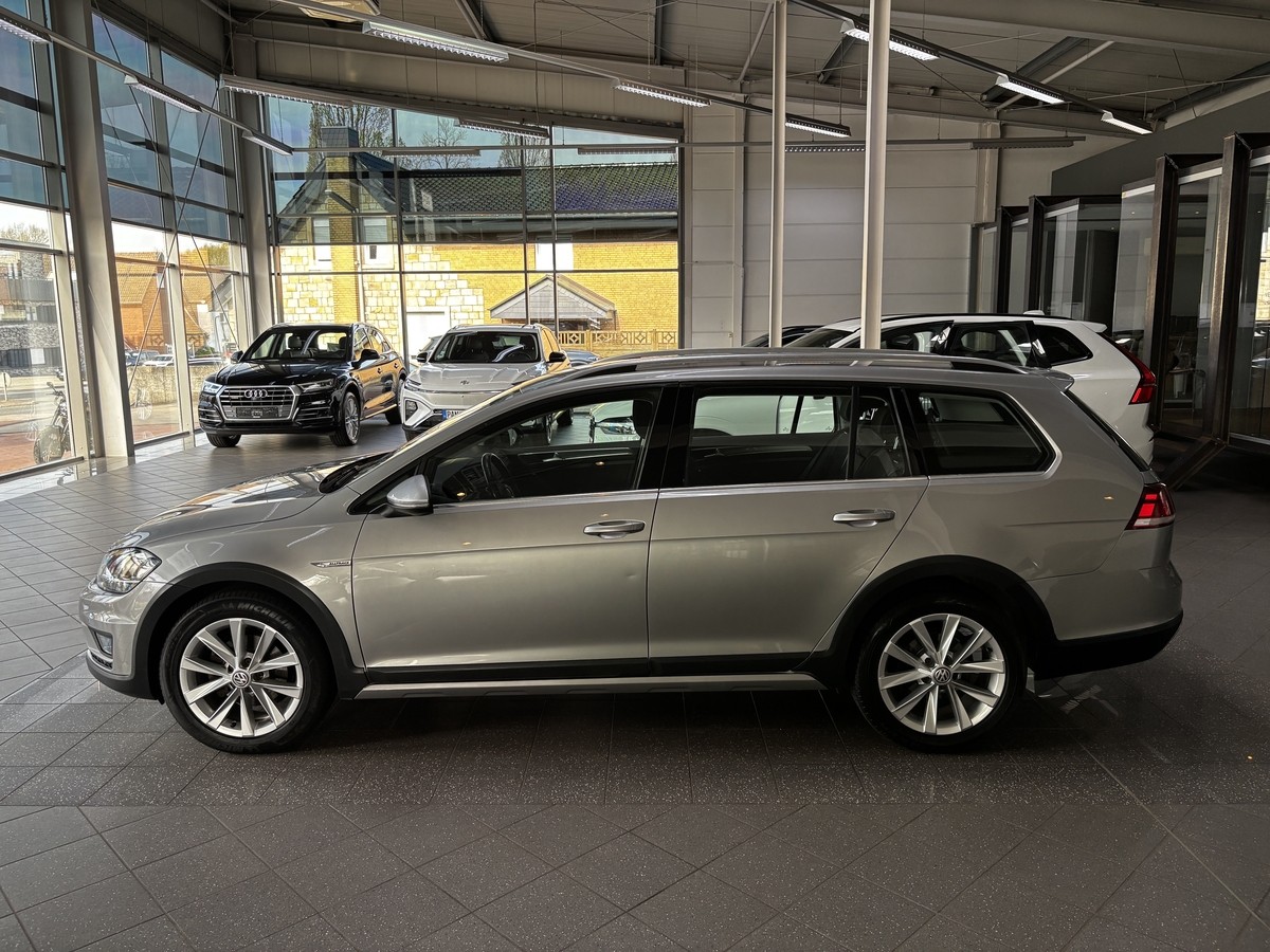 Volkswagen Golf VII Alltrack 4Motion 2.0 TDI PDC SHZ AHK